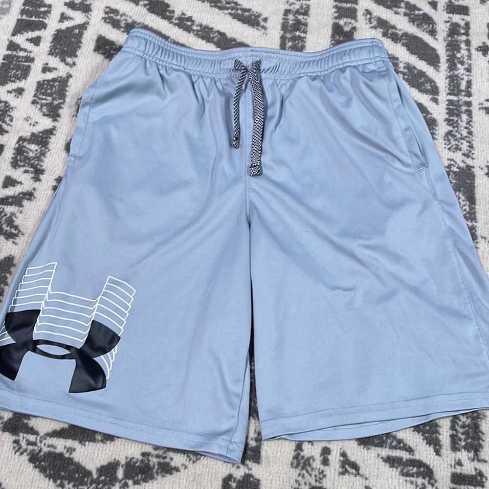 Boys Under Armour Shorts Size Youth XL